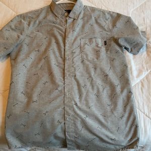 Men’s casual button shirt